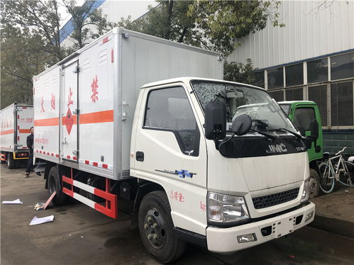 城區(qū)配送危貨車(chē)批量生產(chǎn)銷(xiāo)售 聚焦氣瓶運(yùn)輸車(chē)的合規(guī)化與專(zhuān)業(yè)化發(fā)展