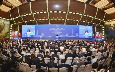 業(yè)績(jī)與榮耀齊飛，服務(wù)共品牌飆揚(yáng)——曲江會(huì)展2018年會(huì)議及展覽服務(wù)回顧